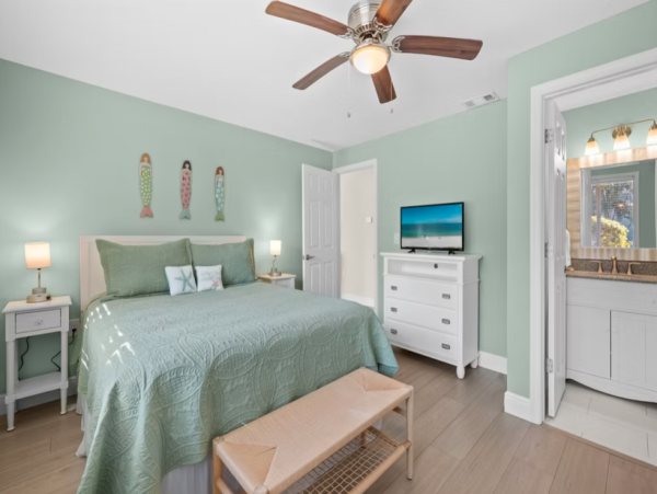 Beachside Retreat 4-Bedroom Home Rental - Your Perfect Island Getaway
